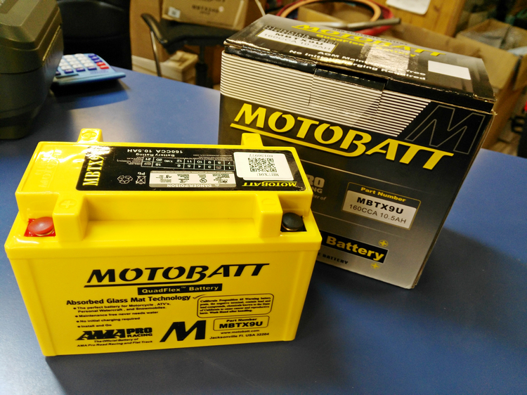 MOTOBATT Bateria AGM+MF MBTX9U,YTX9-BS,160A 10.5Ah +151x87x110