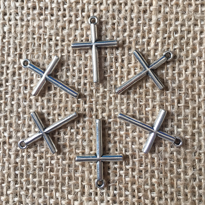 Cruz 15.5x9.5mm Inox Pulida Cross Pendant Necklace Santa Cruz